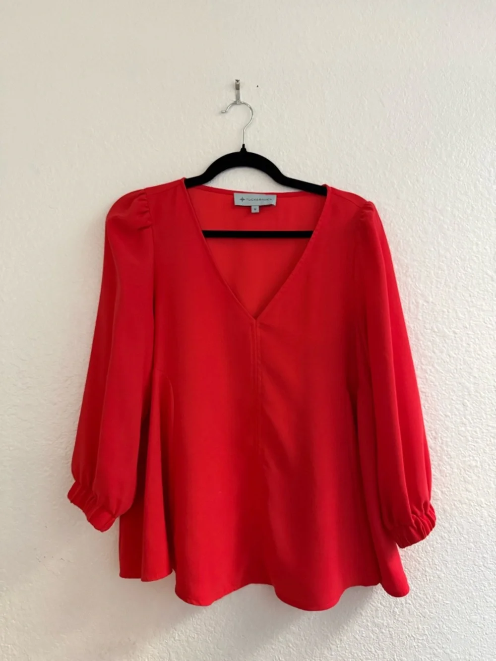 Tuckernuck Women's Poppy Red Hollis Blouse Flowy Top Career Casual Size Medium